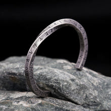 Load image into Gallery viewer, New Vintage Nordic Viking Twist Cuff for Men - Man-Kave