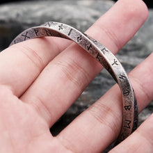 Load image into Gallery viewer, New Vintage Nordic Viking Twist Cuff for Men - Man-Kave