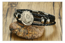 Load image into Gallery viewer, Lucky Vintage Mens Bracelet - Ace of Spades - ManKave Gifts &amp; Accessories
